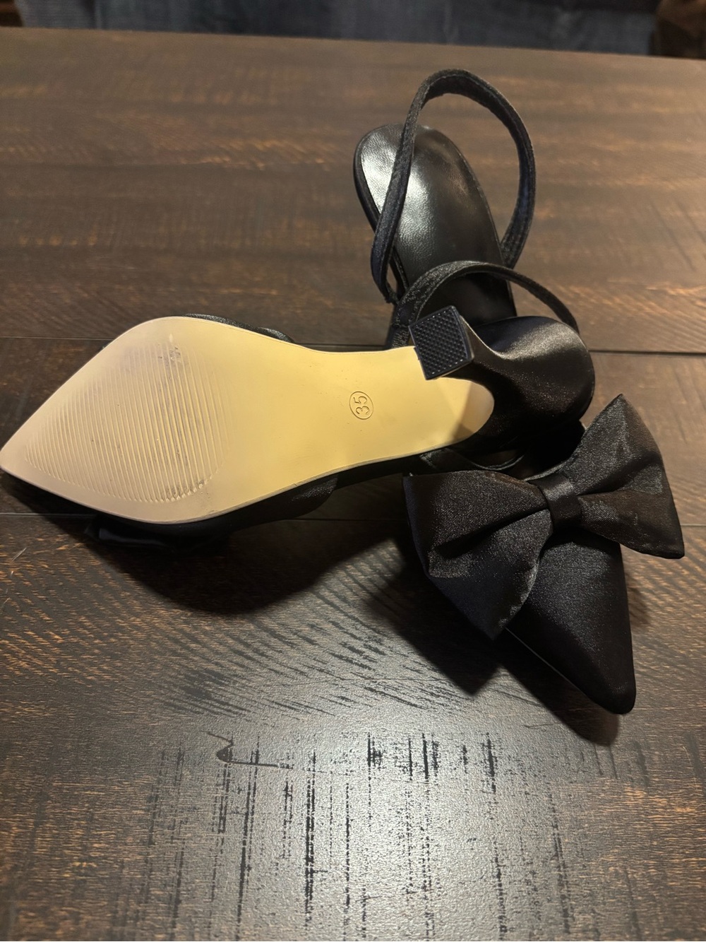 Black Bow Pointed-Toe Slingback Heels - Picture 3 of 3